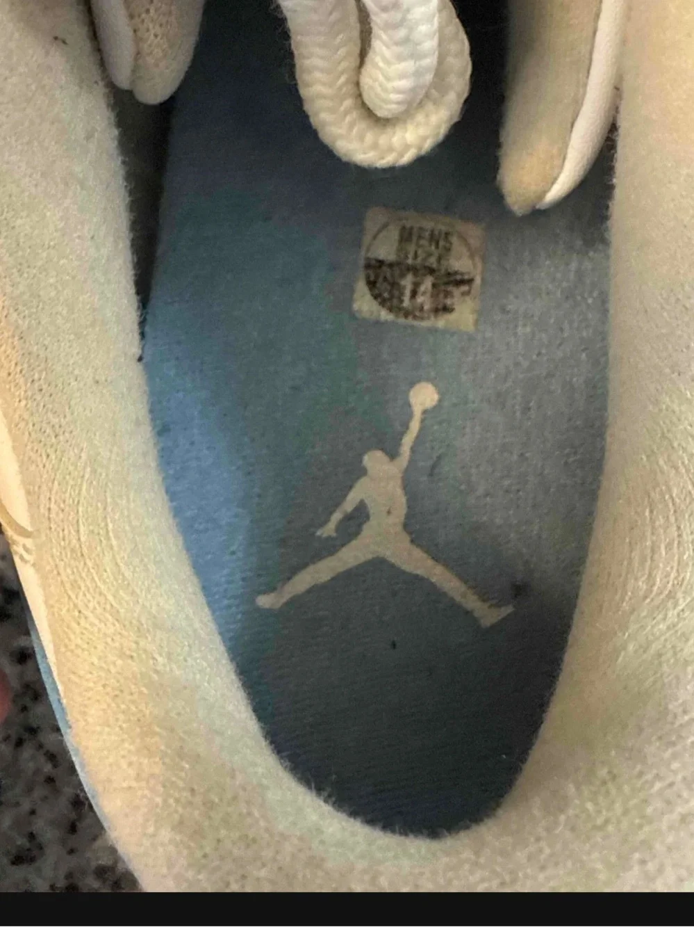 Nike Air Jordan 11 XI Retro Low UNC University Blue White 2017